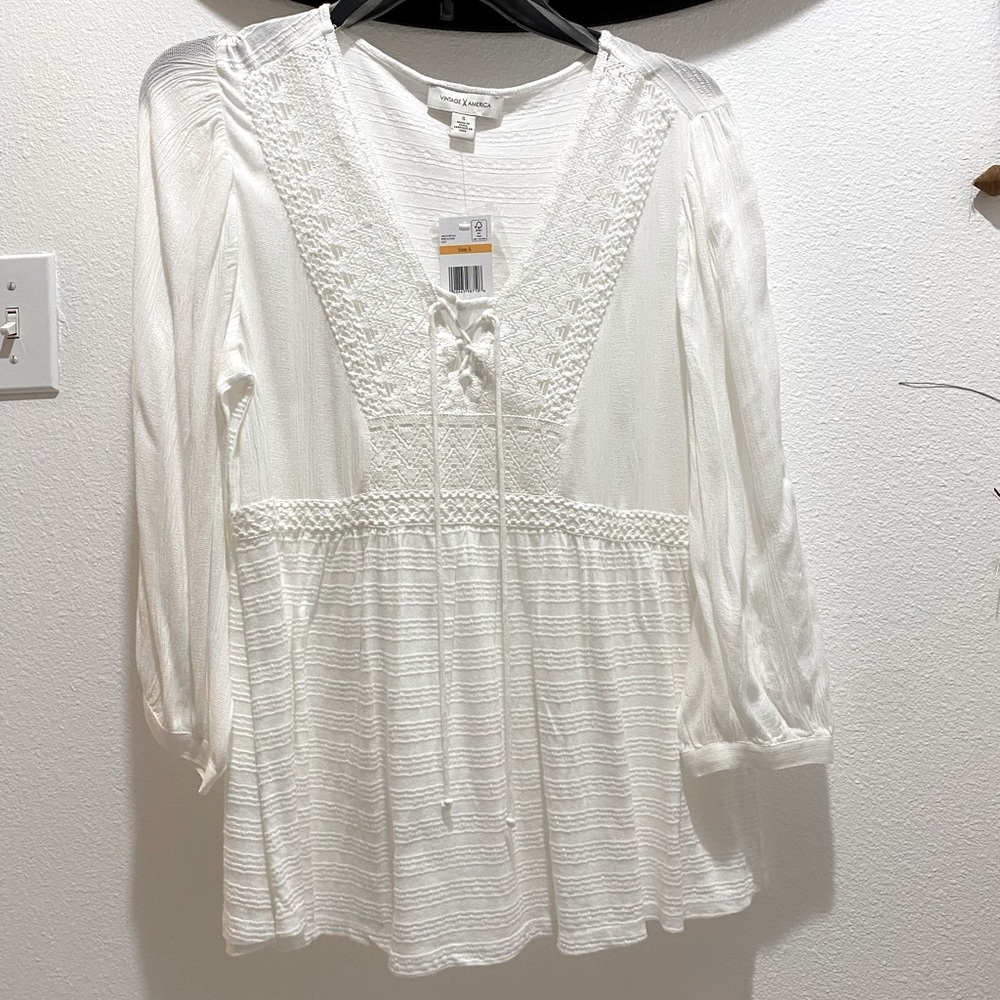 Vintage America Ladies White Boho V Neck Lace Up Knit Blouse - S